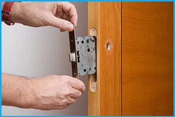 Lock Locksmith Services Hillside, IL 708-290-9033 Lock Locksmith Services Hillside, IL 708-290-9033 - 13-new-locks-installation