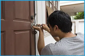 Lock Locksmith Services Hillside, IL 708-290-9033 - 16-emergency-locksmith-opening